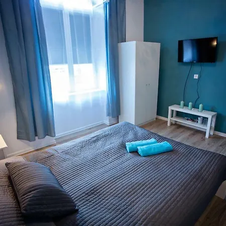 Nowy Rynek Apartman *